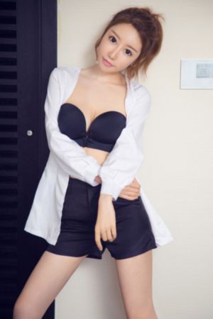 女教师枫富爱在线播放_韩国电影在线