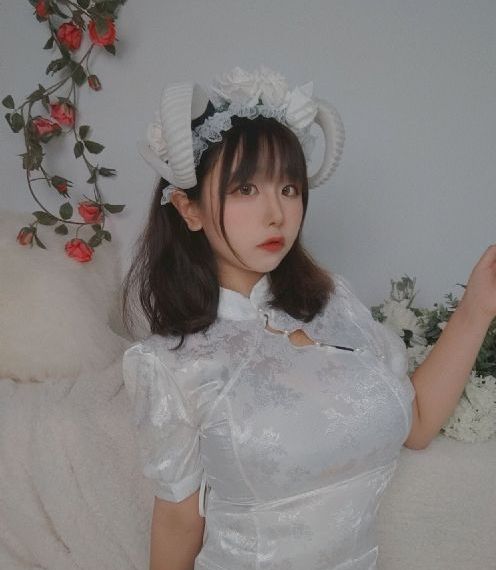 漂亮的保姆免费_国产剧神马影院在线