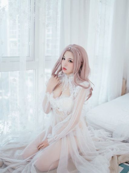 秋霞伊人_BD免费观看