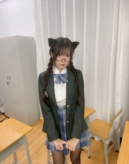 女教师日记电影在线观看_4K免费在线播放
