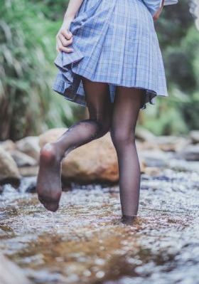 百合的雨声 花_1080高清迅雷在线观看